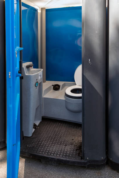 Best Wedding porta potty rental  in Burton, OH
